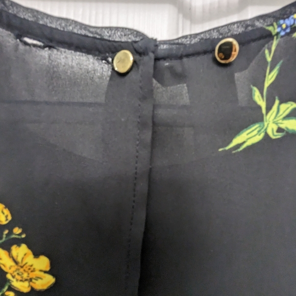 H&M Tank Blouse (6) - Picture 3 of 5